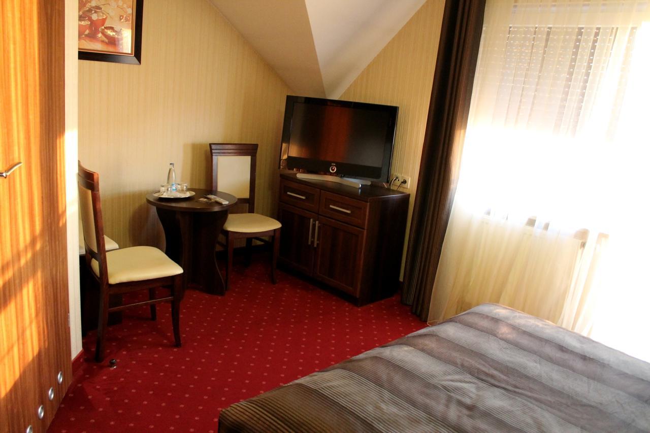 Hotel Linder Malnia Bilik gambar