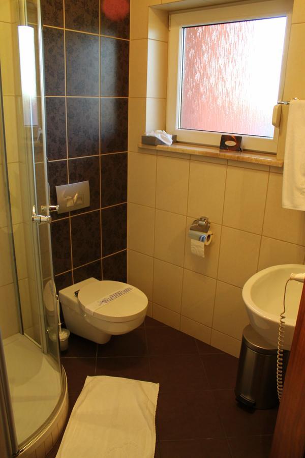 Hotel Linder Malnia Bilik gambar